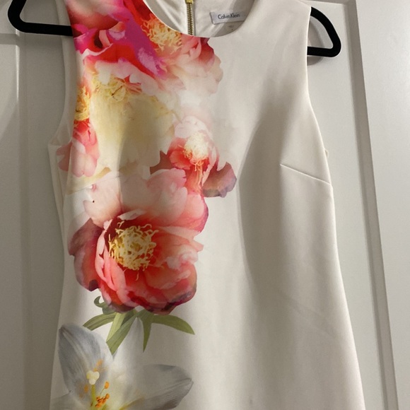 Floral Dress - Picture 3 of 6